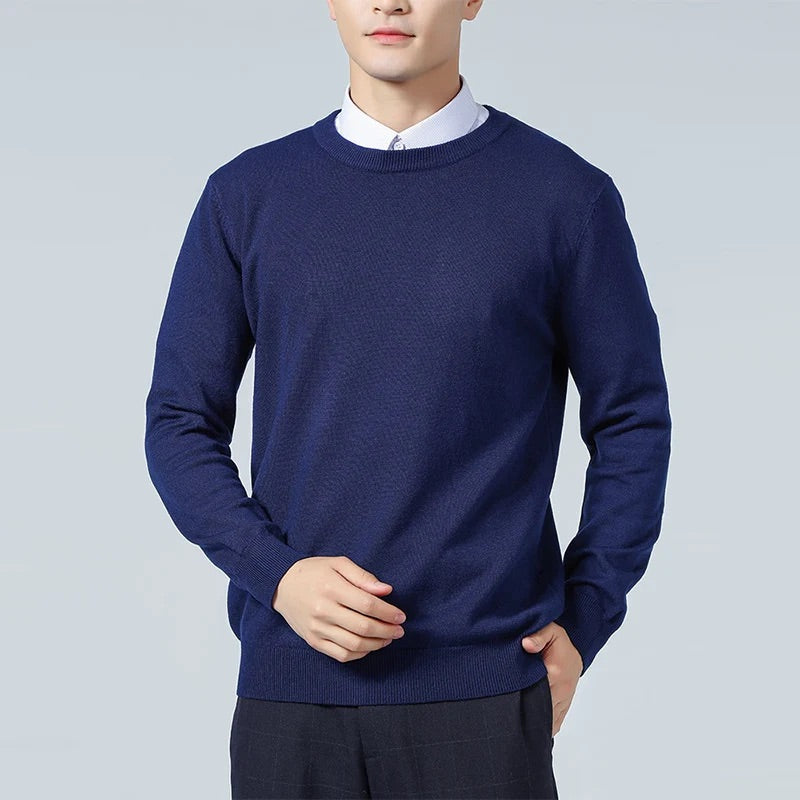 Men's Brushed Wool-Blend O-Neck Pullover with Fringed Trim