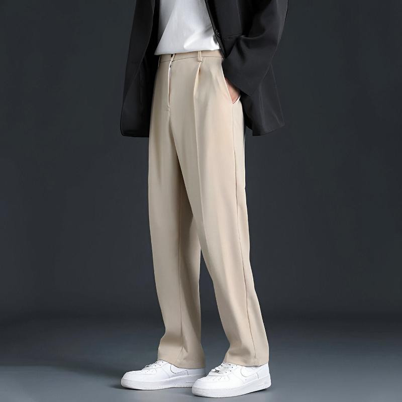 Men Pleated Trousers with Zip Fly and Lightweight Italian Fabric