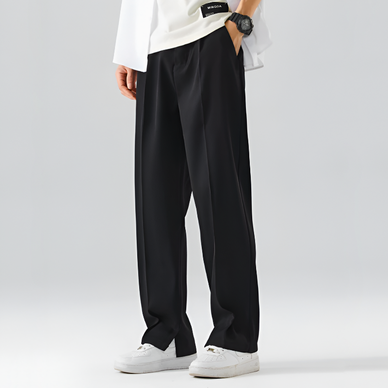 Men Pleated Trousers with Split Ankle Hem in Lightweight Stretch Fabric