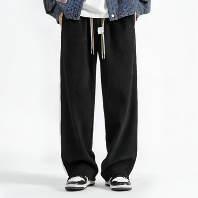 Men Woven Pleated Trousers with Straight Leg and Rib-Knit Fabric