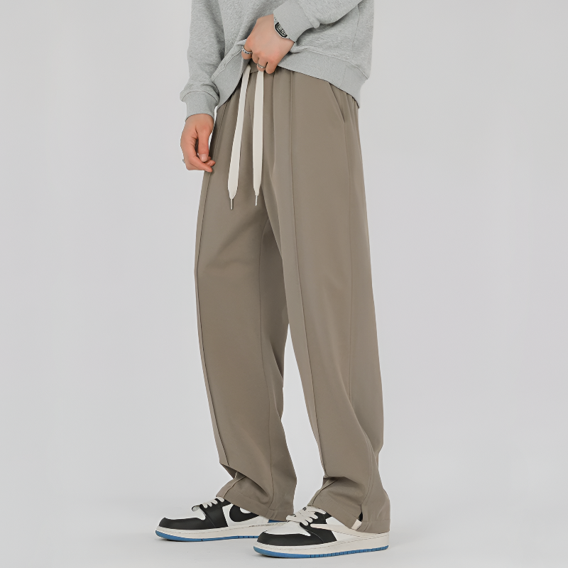 Men Pleated Loose-Fit Pants with Side Pockets and Italian Fabric