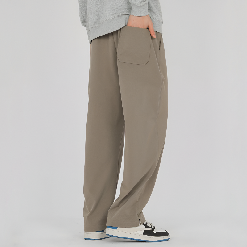 Men Pleated Loose-Fit Pants with Side Pockets and Italian Fabric