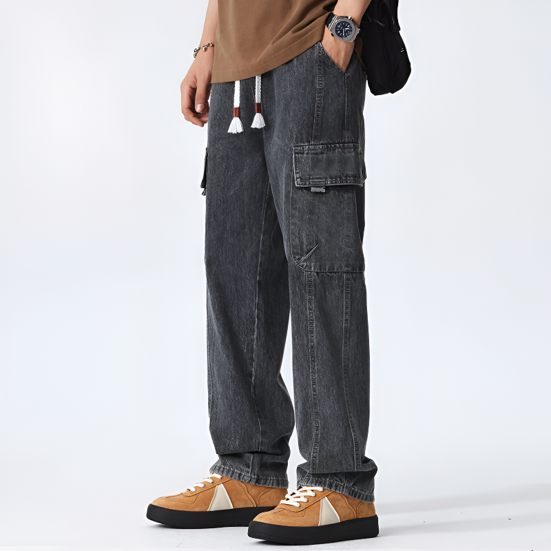 Men's Relaxed-Fit Straight-Leg Cargo Jeans with Stretch Fabric and Adjustable Waist